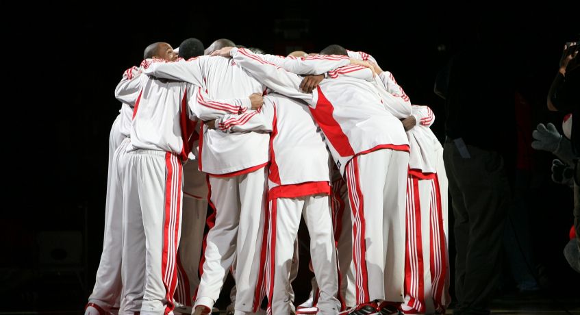 Pro Basketball Team - Bild von Keith Johnston auf Pixabay (https://pixabay.com/de/users/keithjj-2328014)